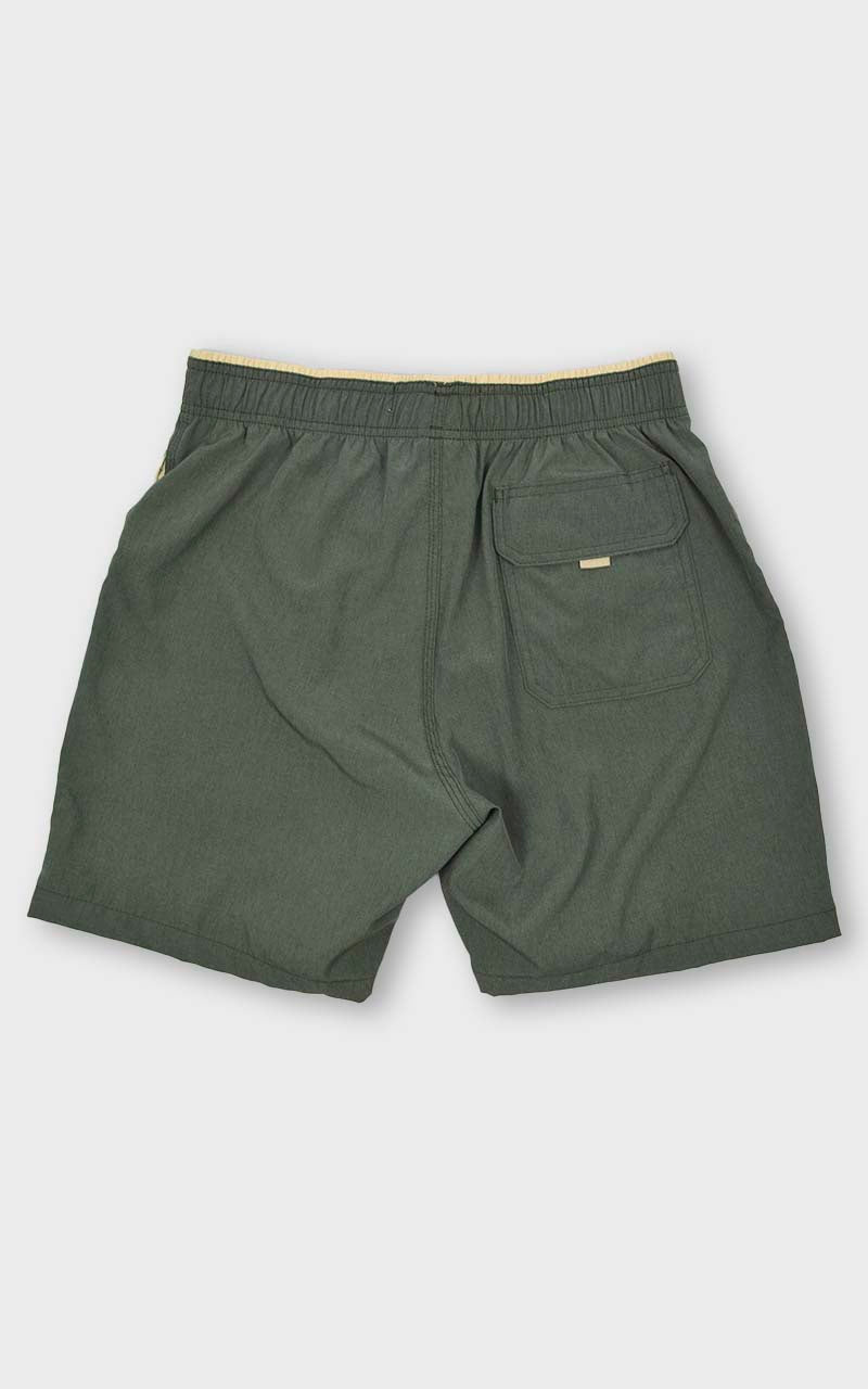 Short Praia Verde Musgo