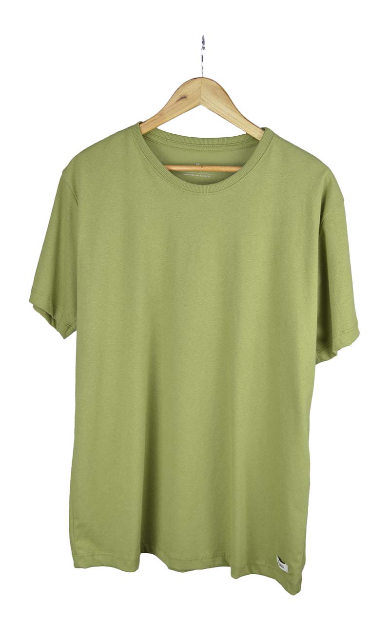 Camiseta premium basica verde oliva