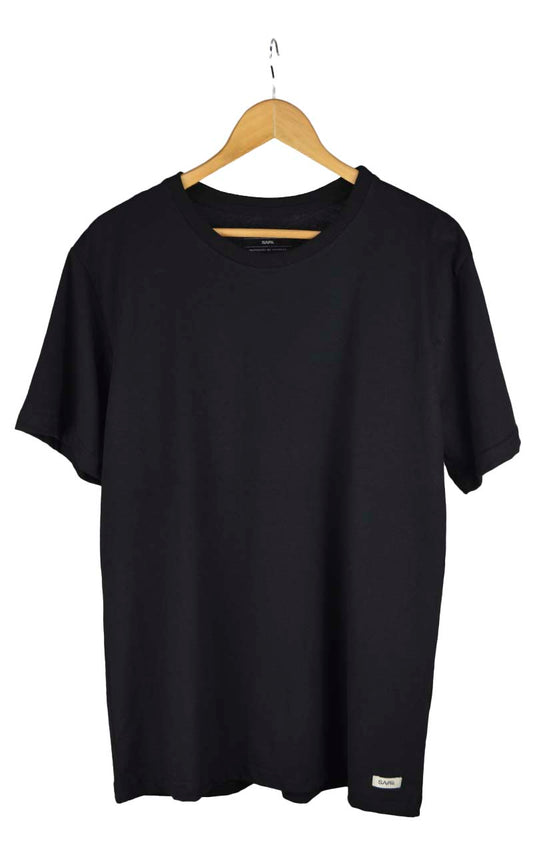 Camiseta premium basica preto