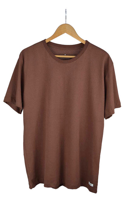 Camiseta premium basica cafe